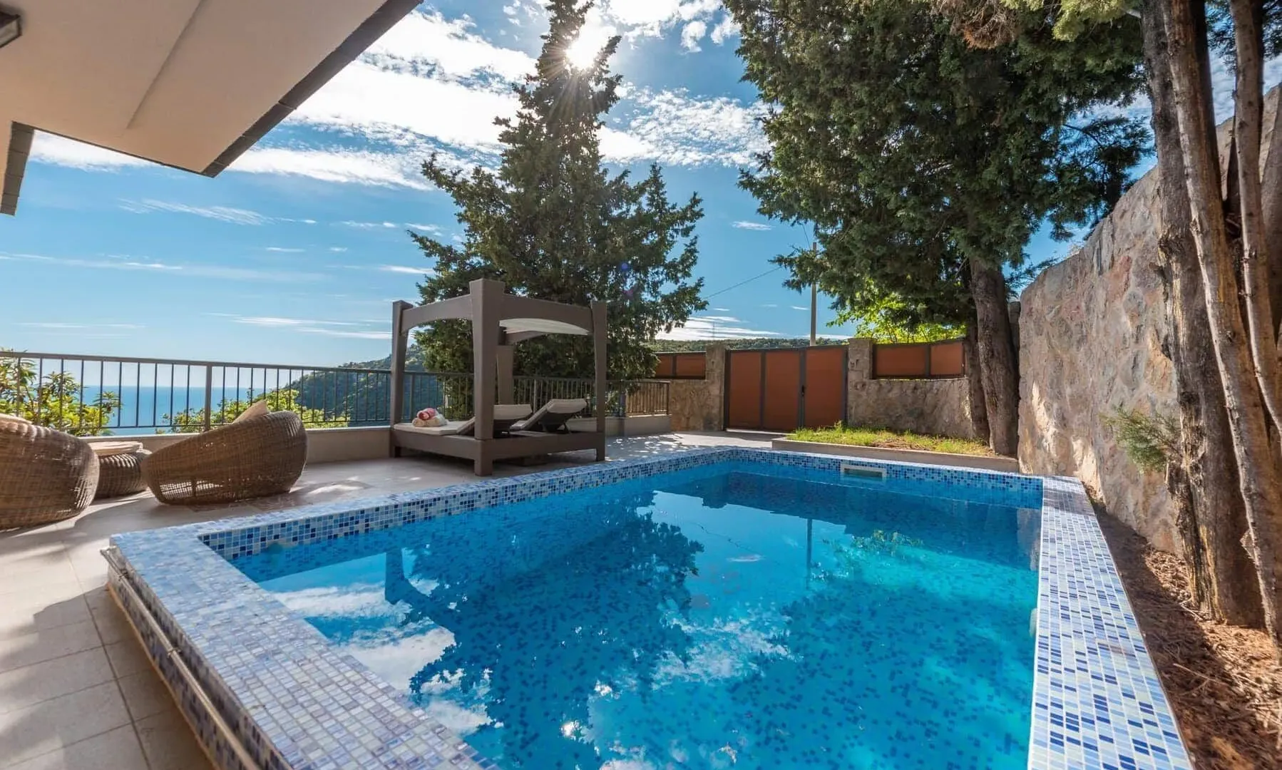 Sale, house, 280m², Markovići, Budva