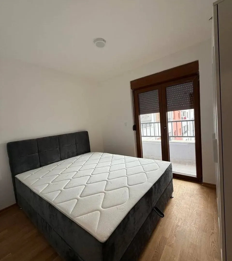 Rent, one bedroom apartment, 38m², Stari Aerodrom, Podgorica