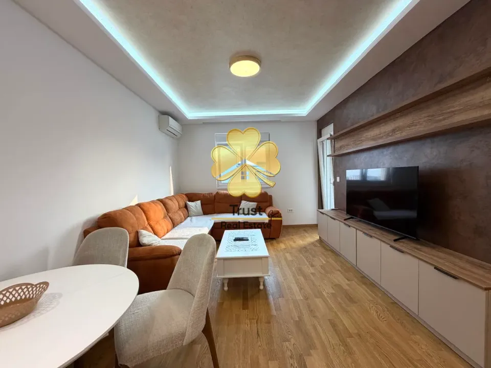 Rent, one bedroom apartment, 50m², Stari Aerodrom, Podgorica
