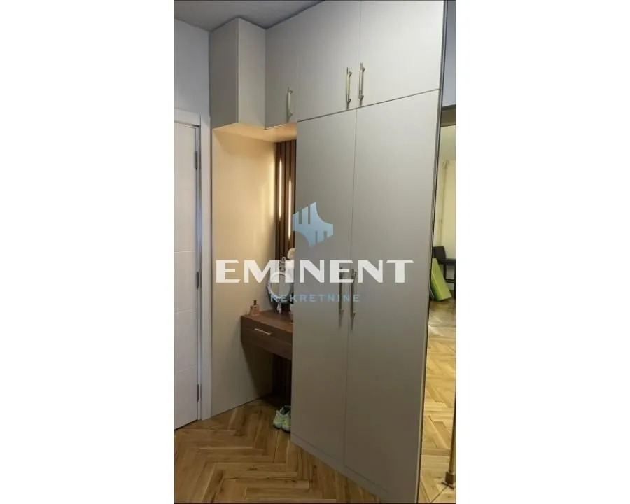 Izdavanje, kuća, 150m², Savski Venac, Beograd