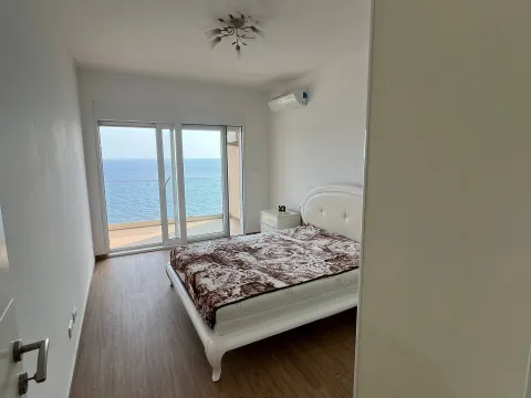 Stan in Dobra Voda