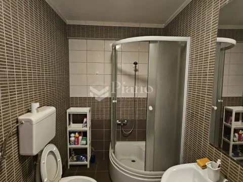Rent, three bedroom apartment, 84m², Drač, Podgorica - image 8
