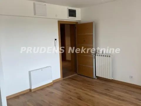 Prodaja, četvorosoban stan, 95m², Voždovac Sve Podlokacije, Beograd - image 13