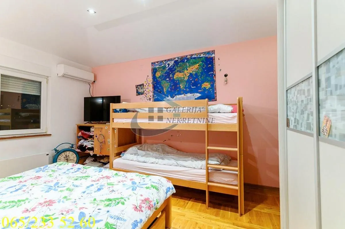 Sale, three bedroom apartment, 72m², Karaburma, Palilula Sve Podlokacije