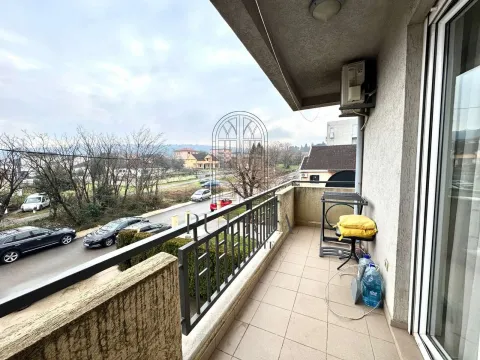 Izdavanje, dvosoban stan, 65m², Zagorič, Podgorica - image 8