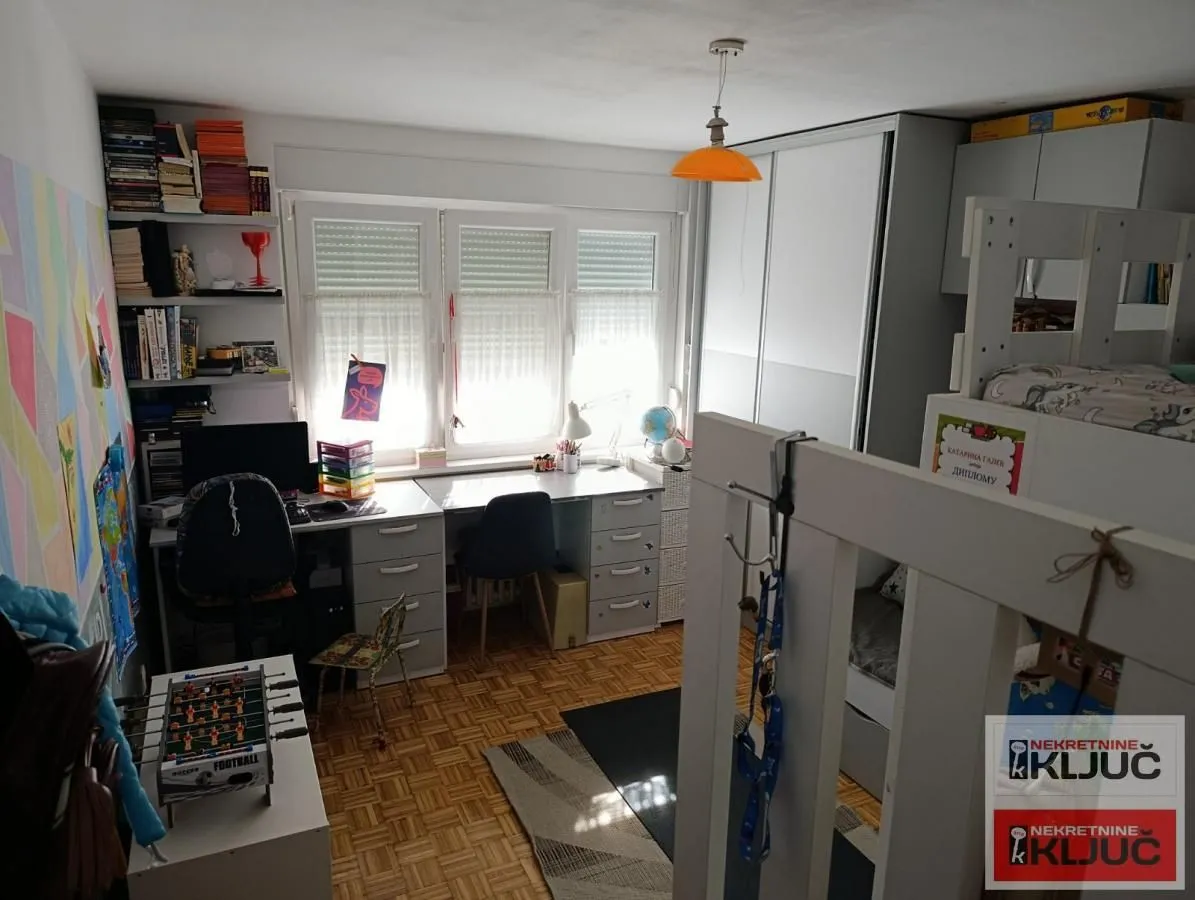 Prodaja, dvosoban stan, 50m², Avijatičarsko naselje, Novi Sad Sve Podlokacije