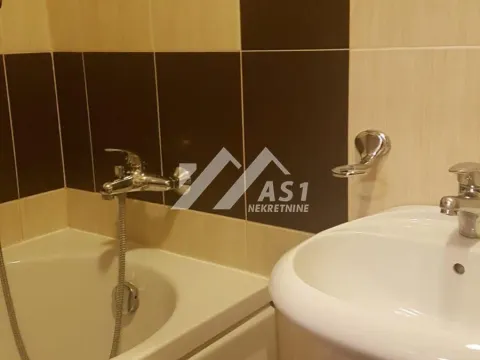 Izdavanje, dvosoban stan, 50m², Grbavica, Novi Sad Sve Podlokacije - image 8