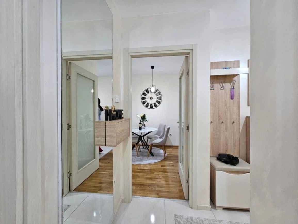 Izdavanje, dvosoban stan, 57m², Zagorič, Podgorica