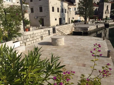 Sale, house, 165m², Perast, Kotor - image 2