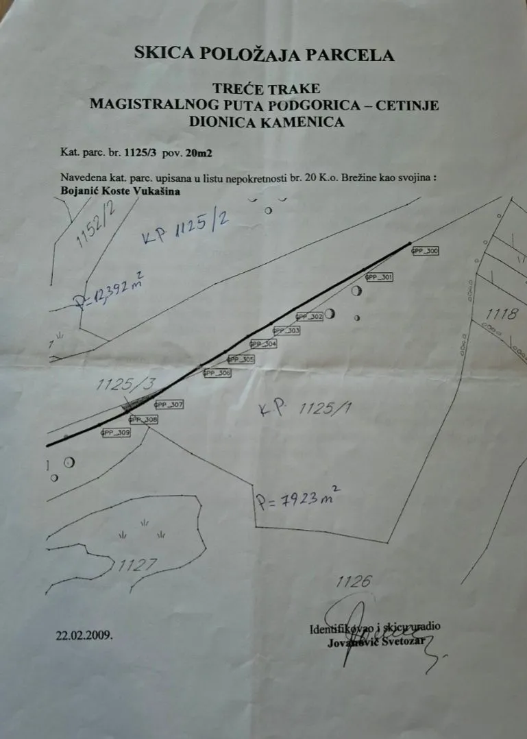 Skica položaja parcela sa ucrtanim granicama i površinama.