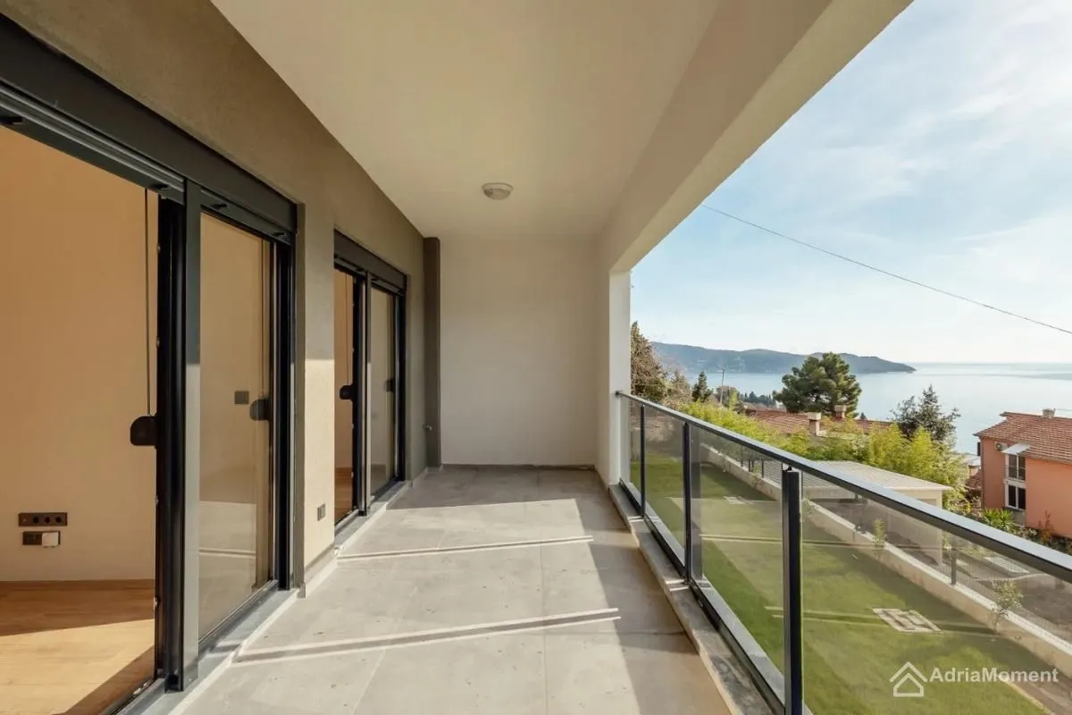 Prodaja, jednosoban stan, 70m², Topla, Herceg Novi