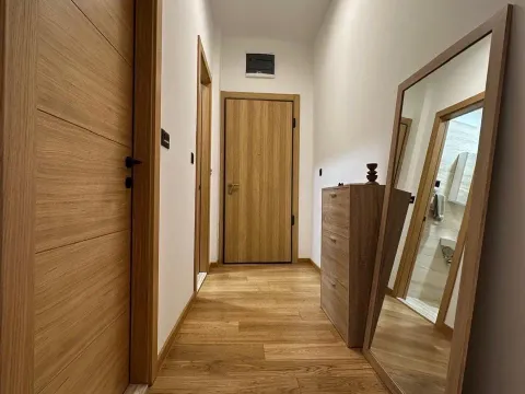 Izdavanje, dvosoban stan, 86m², Podgorica, Crna Gora - image 8