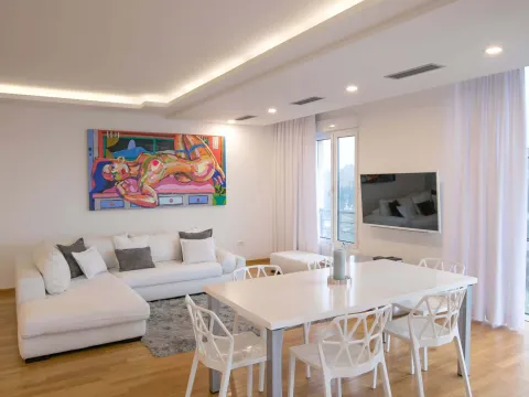 Rent, three bedroom apartment, 123m², Preko Morače, Podgorica - image 3