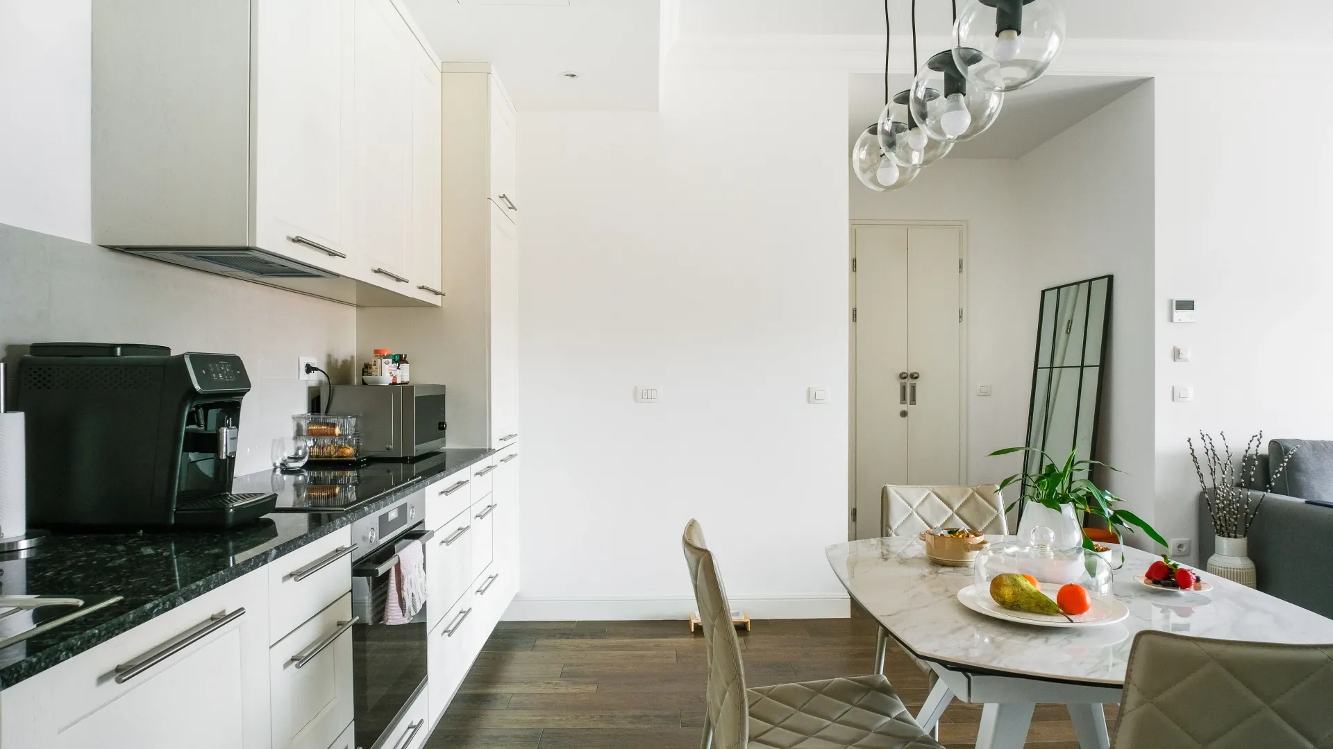 Prodaja, jednosoban stan, 90m², Luštica Bay, Tivat