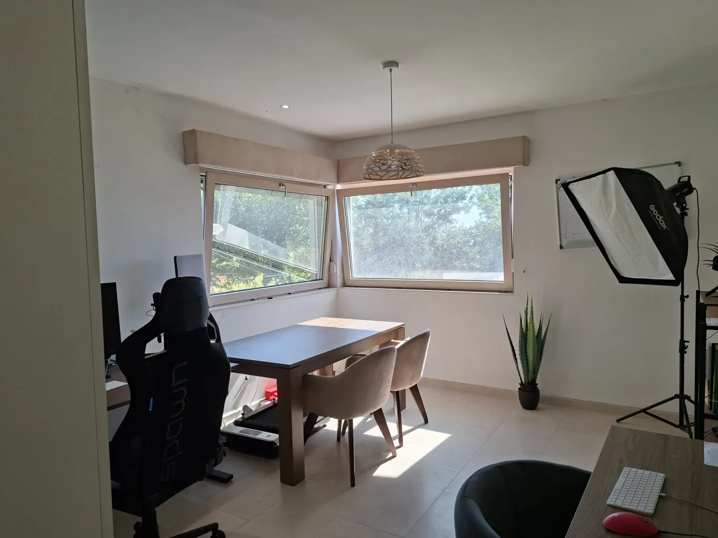 Izdavanje, trosoban stan, 150m², Donja Lastva, Tivat
