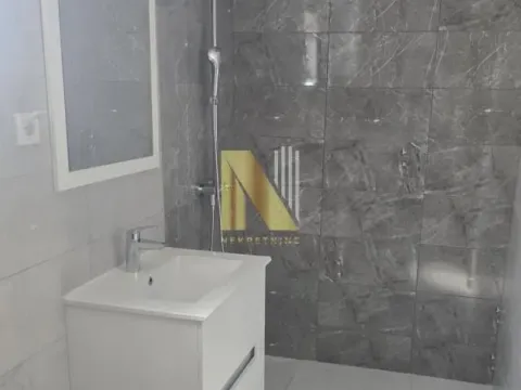 Prodaja, trosoban stan, 70m², Vidovdansko naselje, Novi Sad Sve Podlokacije - image 11