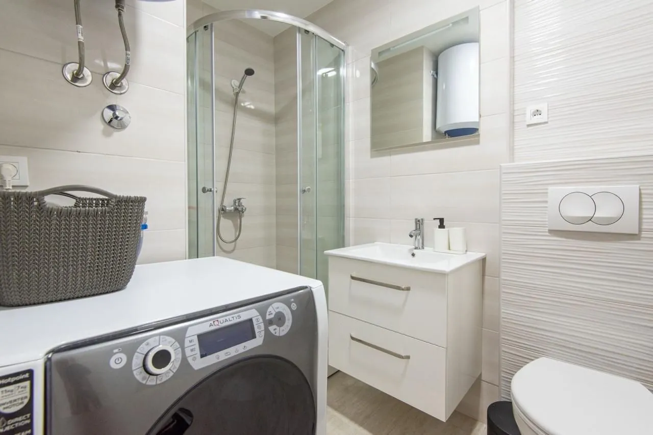 Rent, studio apartment, 26m², Centar, Bar