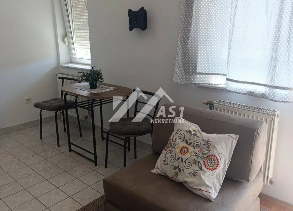 Rent, apartment, 24m², Grbavica, Novi Sad Sve Podlokacije