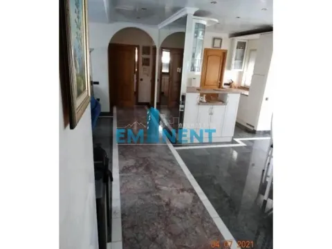 Prodaja, kuća, 300m², Sremčica, Beograd - image 13