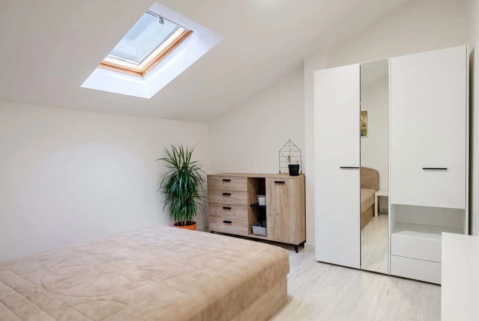 Rent, three bedroom apartment, 100m², Budva, Crna Gora