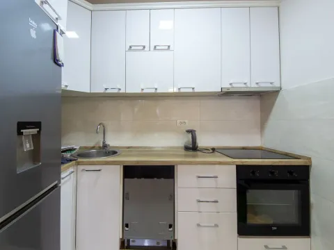 Izdavanje, jednosoban stan, 50m², Central Point, Podgorica - image 5