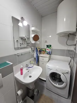 Rent, two bedroom apartment, 75m², City Kvart, Podgorica - image 10