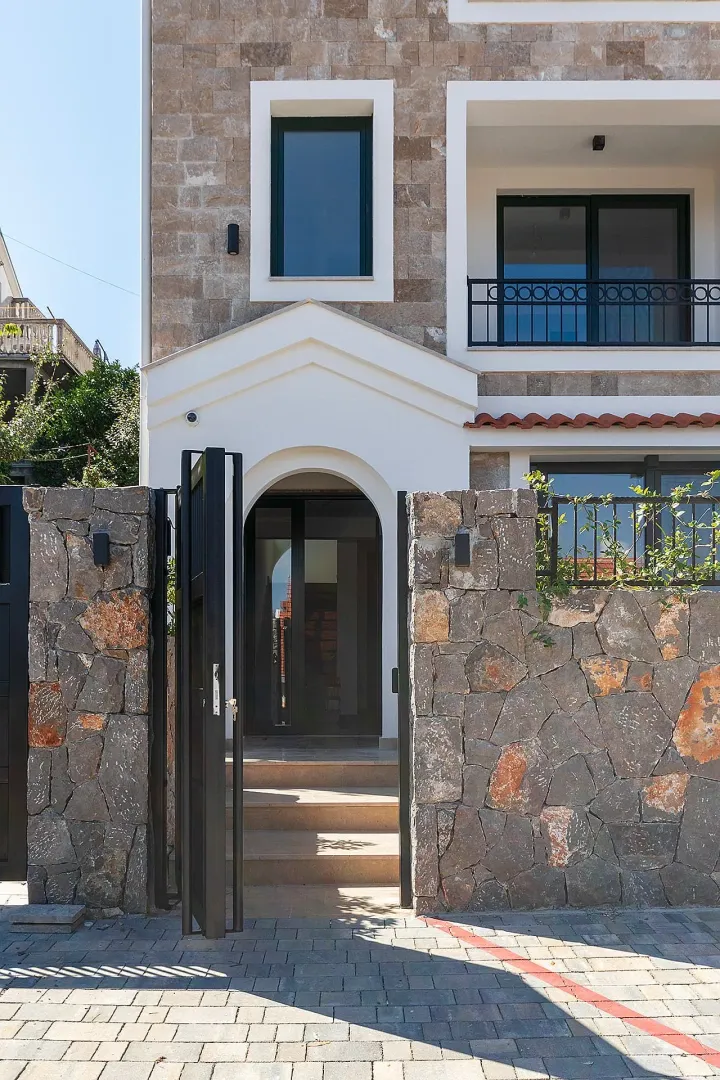 Prodaja, jednosoban stan, 62m², Radovići, Tivat
