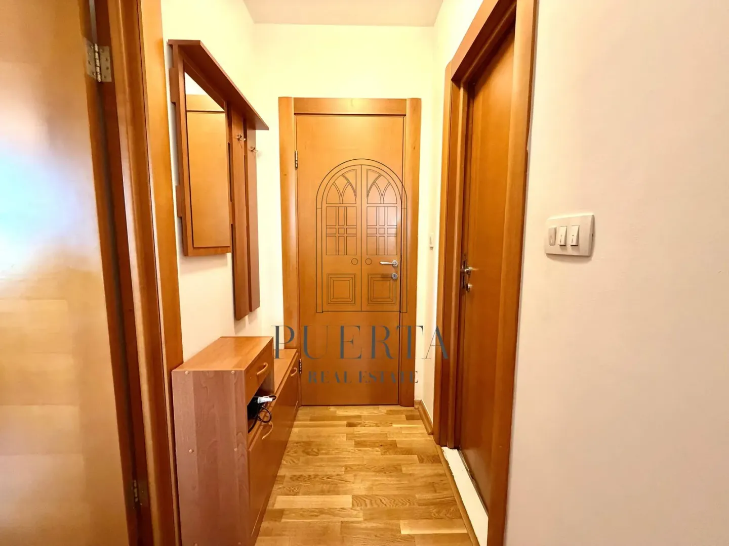Prodaja, dvosoban stan, 64m², Preko Morače, Podgorica