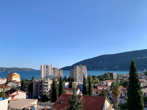 Izdavanje, jednosoban stan, 35m², Igalo, Herceg Novi - image 15
