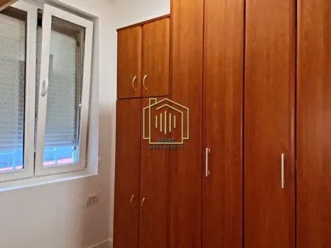 Izdavanje, jednosoban stan, 50m², Centar, Podgorica - image 5