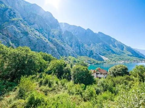 Prodaja, dvosoban stan, 53m², Orahovac, Kotor - image 16