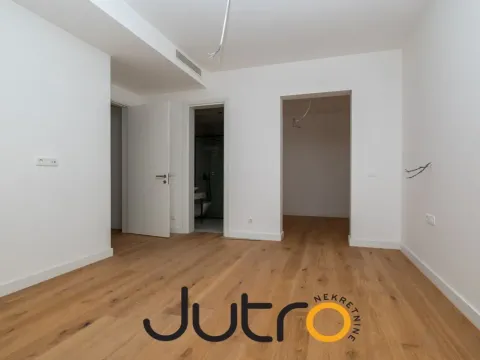 Prodaja, trosoban stan, 137m², Podgorica, Crna Gora - image 7