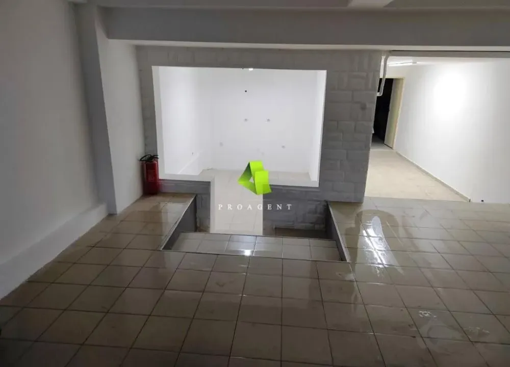 Izdavanje, poslovni prostor, 114m², Durlan, Niš