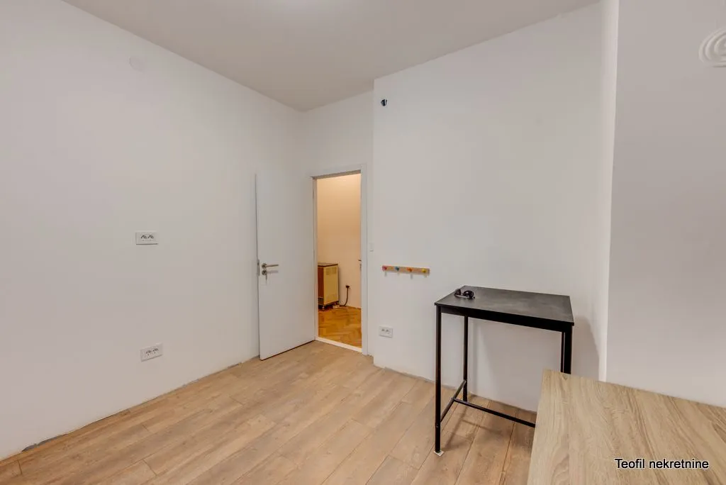 Sale, three bedroom apartment, 60m², Zemun Marije Bursać, Zemun Sve Podlokacije