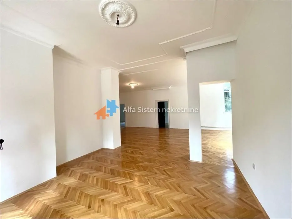 Rent, house, 600m², Savski Venac, Beograd