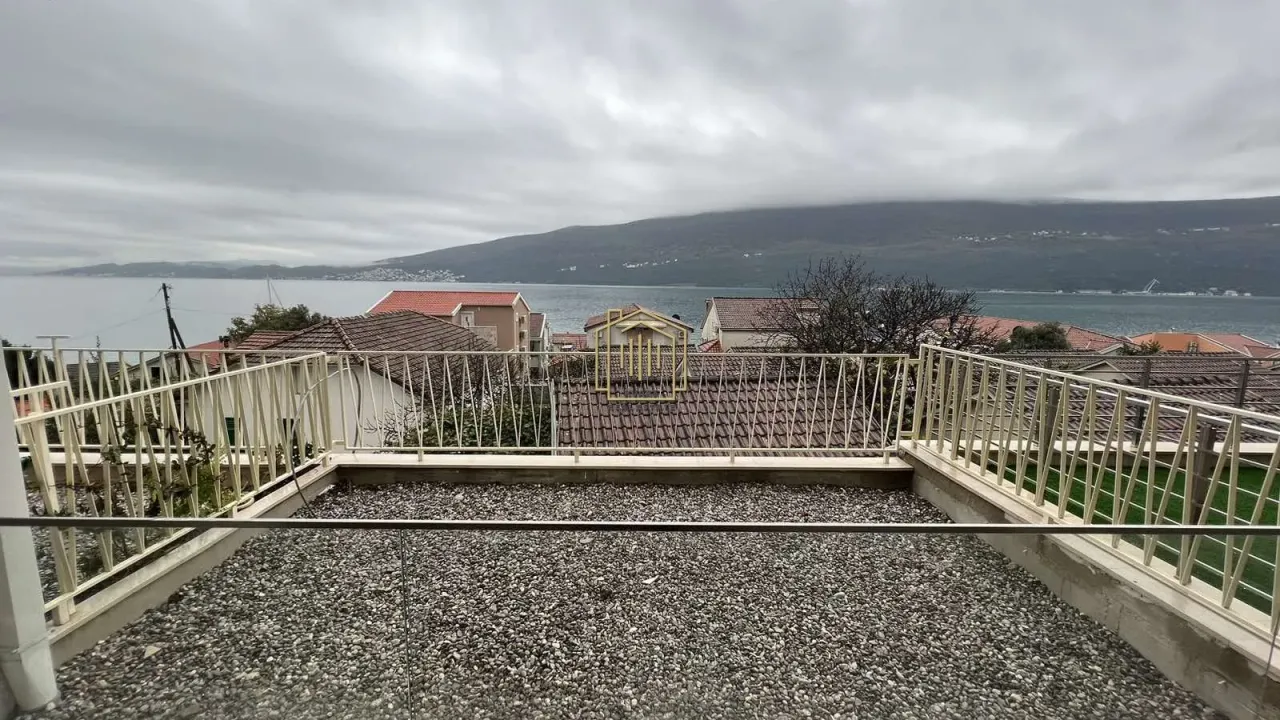 Sale, two bedroom apartment, 108m², Baošići, Herceg Novi