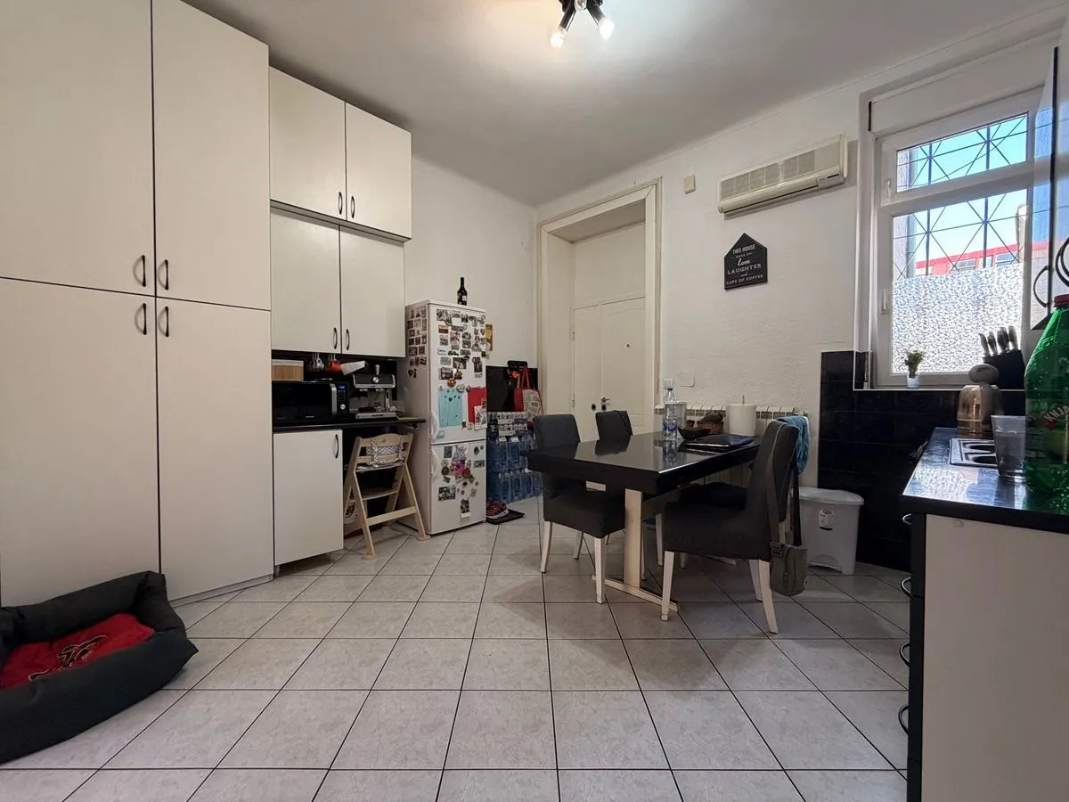 Sale, four bedroom apartment, 106m², Savski Venac, Beograd