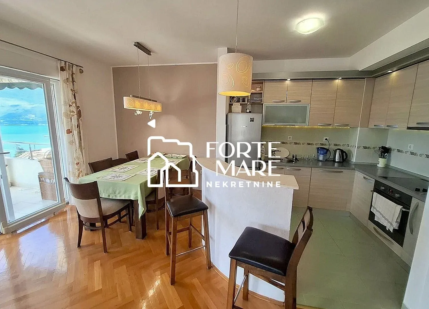 Prodaja, dvosoban stan, 93m², Topla, Herceg Novi