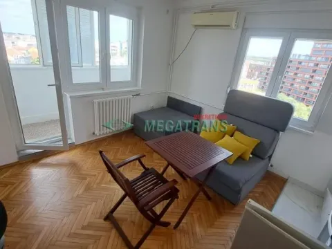 Izdavanje, stan, 26m², Centar, Novi Sad - image 1