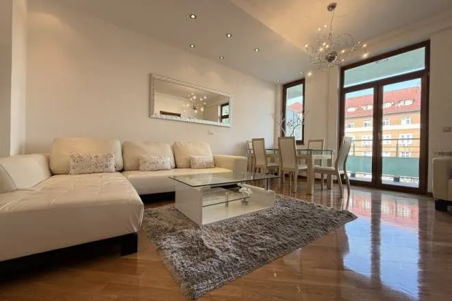 Prodaja, dvosoban stan, 62m², Vračar Hram, Vračar Sve Podlokacije