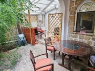 Izdavanje, kuća, 323m², Olimp, Zvezdara Sve Podlokacije - image 28