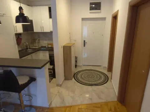 Prodaja, jednosoban stan, 40m², Ljubović, Podgorica - image 9