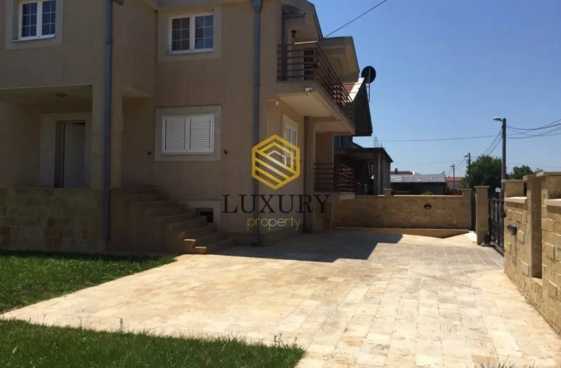 Izdavanje, kuća, 320m², Donja Gorica, Podgorica