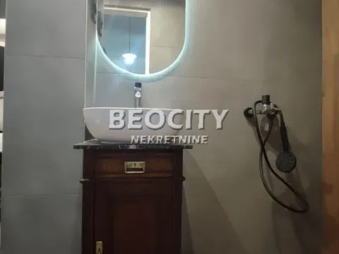 Izdavanje, trosoban stan, 68m², Centar, Novi Sad - image 14