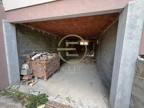 Prodaja, kuća, 163m², Petrovaradin, Novi Sad - image 20