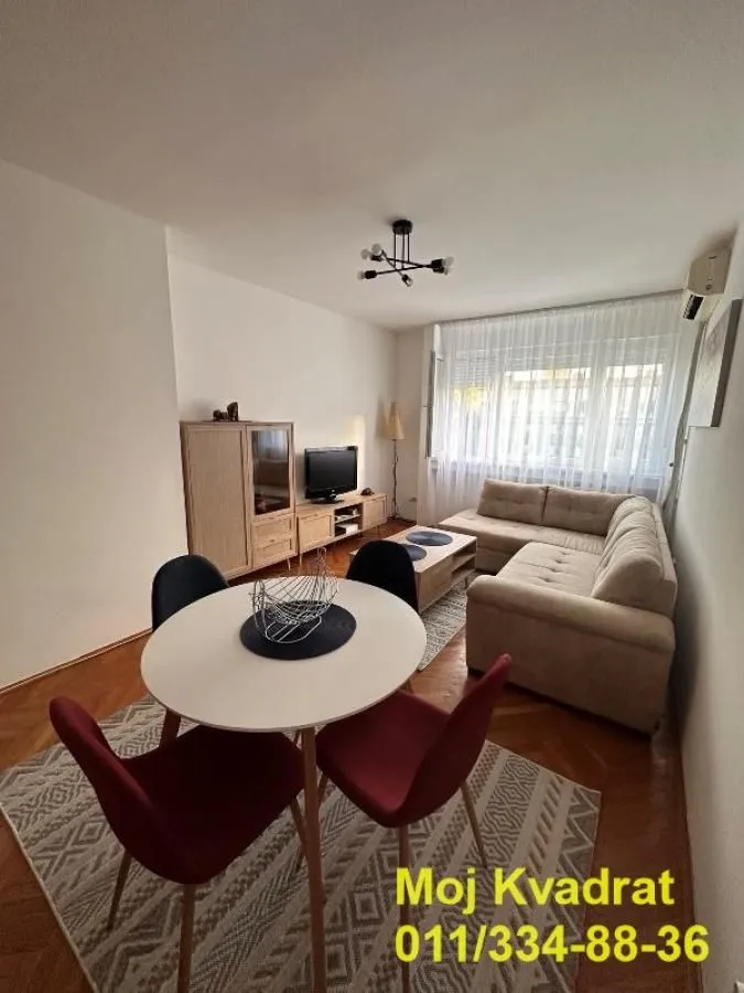 Izdavanje, jednosoban stan, 37m², Centar Sve Podlokacije, Beograd