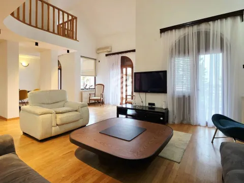 Rent, house, 285m², Gorica C, Podgorica - image 10