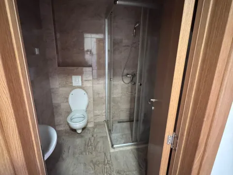 Sale, one bedroom apartment, 43m², Blok 6, Podgorica - image 8