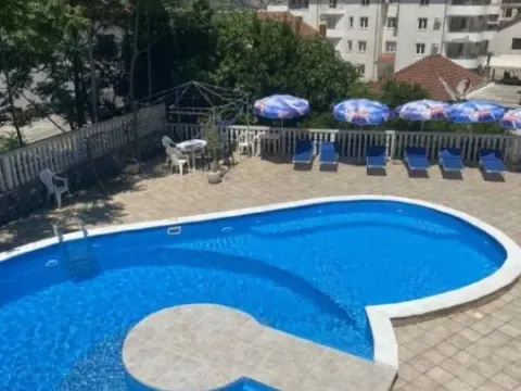 Sale, one bedroom apartment, 89m², Risan, Kotor - image 4