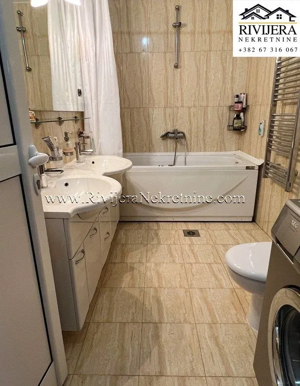 Sale, house, 202m², Baošići, Herceg Novi